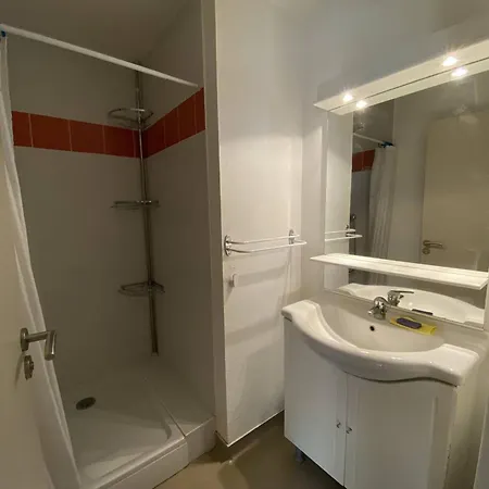 Cosy Cauterets, Telecabine, Parking, Wi-fi, 4 Pers - Fr-1-812-79 * Cauterets